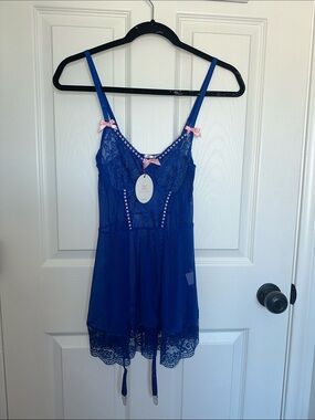 Avid Love Blue Lace Chemise with Pink Bow Accents